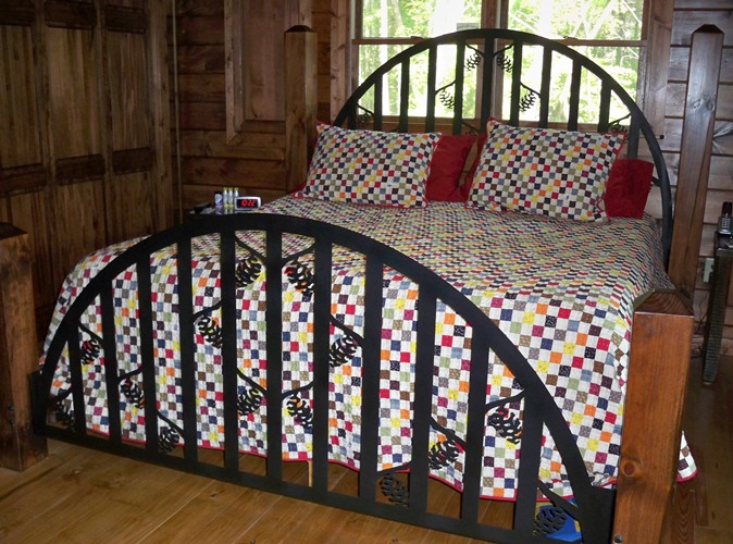 Pine Cone Bed